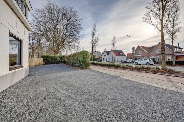 Photo 46 of Pascalweg 124