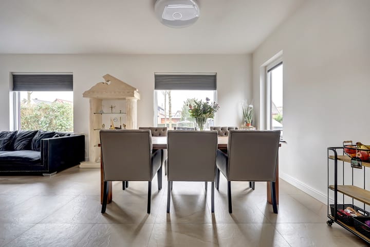 Photo 11 of Pascalweg 124