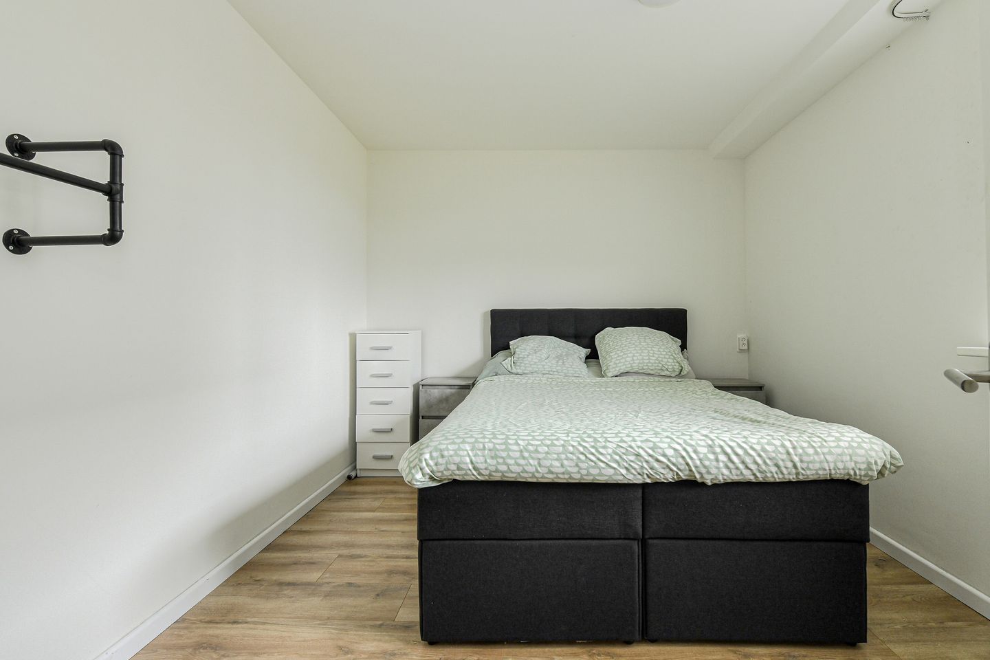 Foto 5 van Antwerpenstraat 16