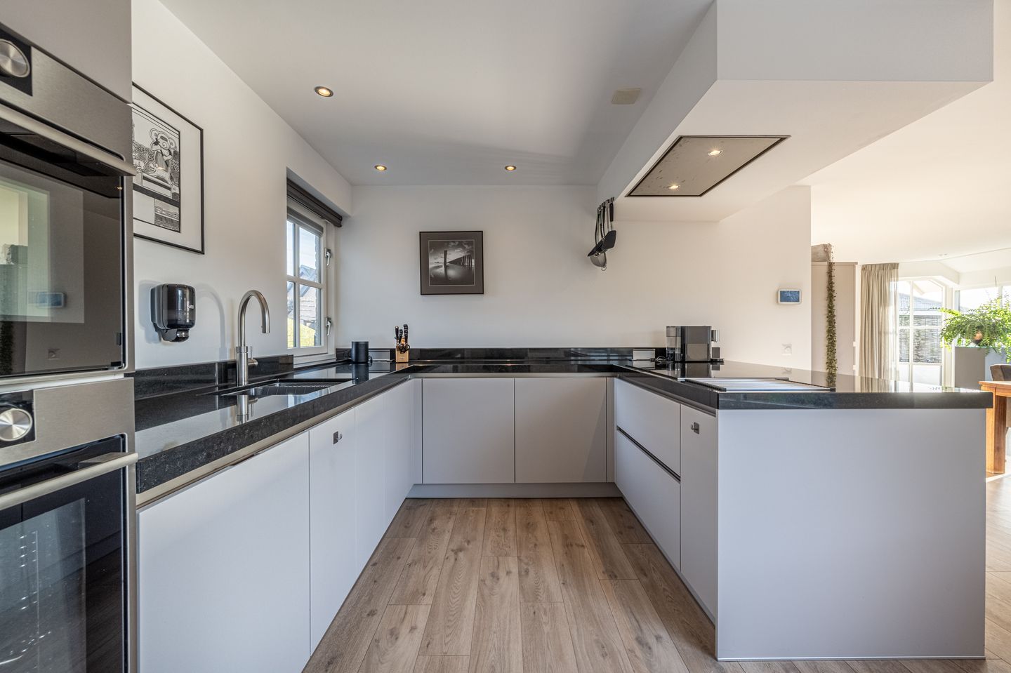 Foto 14 van Ambachtsherenweg 32