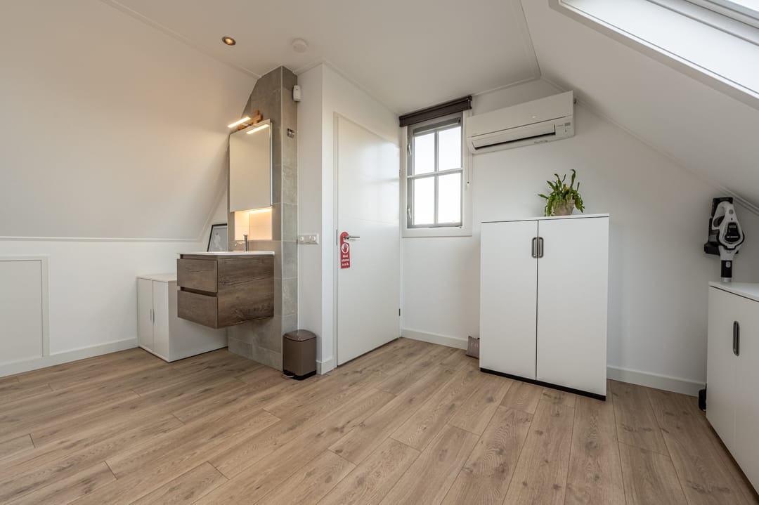 Foto 22 van Ambachtsherenweg 32