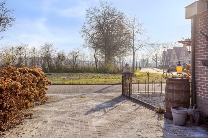 Foto 56 van Schoolstraat 7