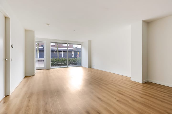 Photo 13 of Dr Huber Noodtstraat 23