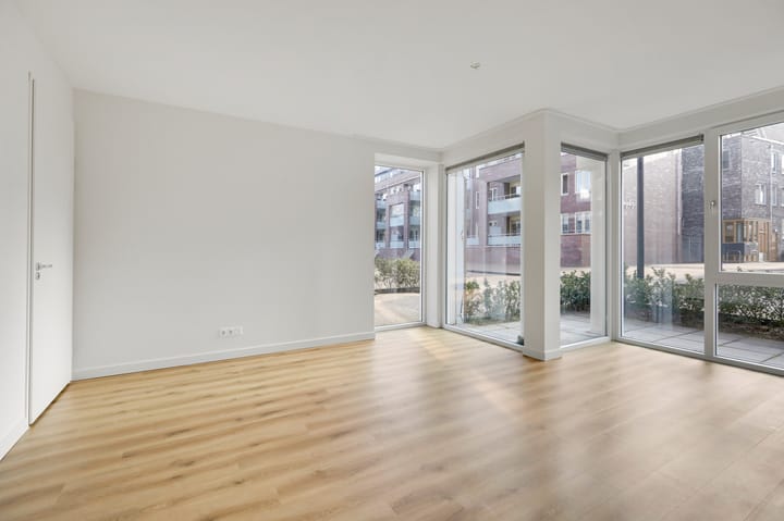 Photo 16 of Dr Huber Noodtstraat 23