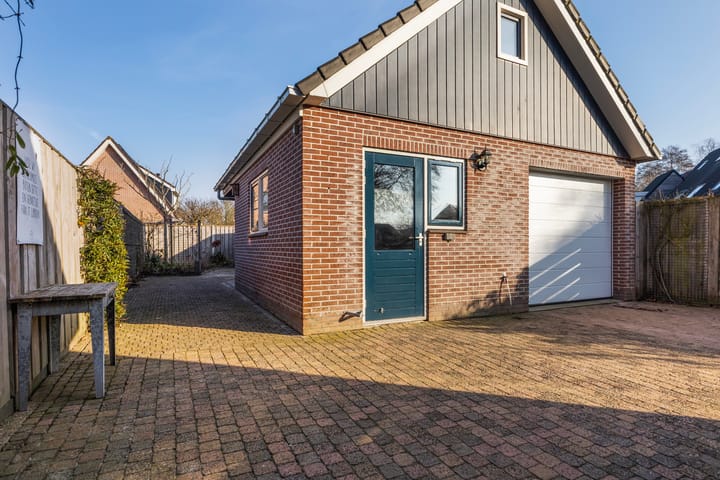 Foto 3 van Lisdodde 7