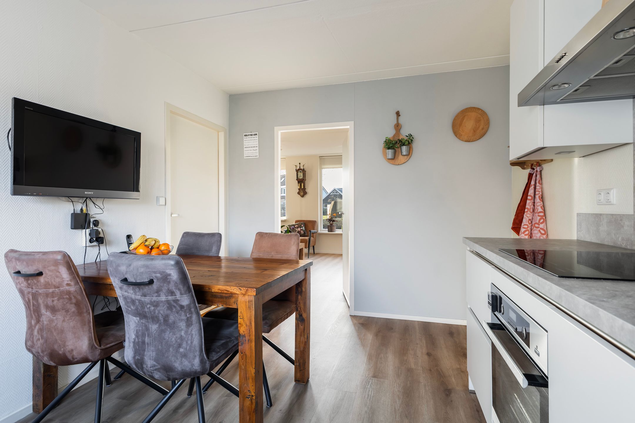 Foto 15 van Lisdodde 7