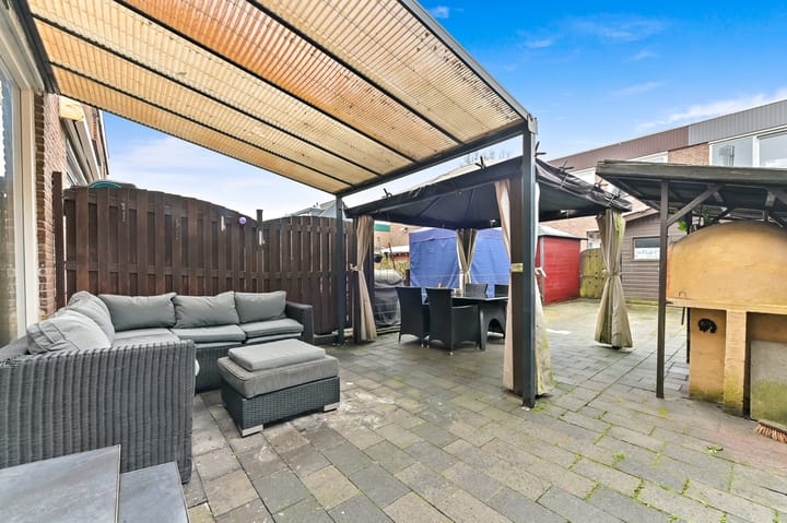 Foto 13 van Kruiningenstraat 211