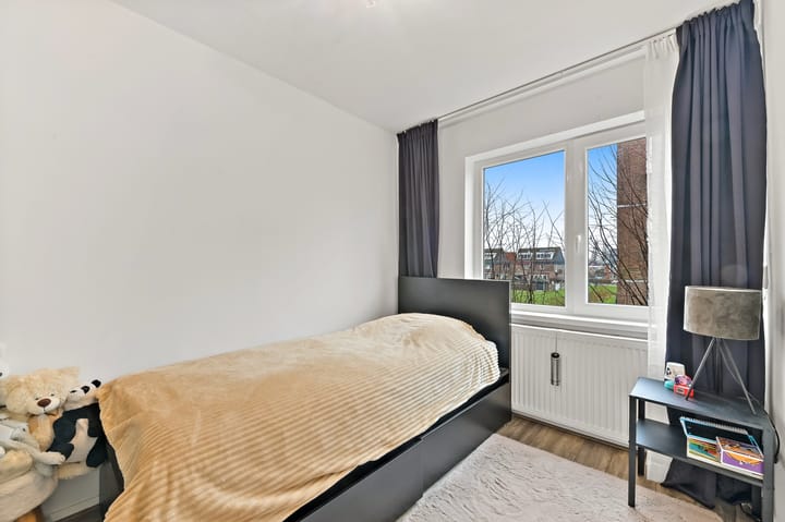 Foto 28 van Kruiningenstraat 211