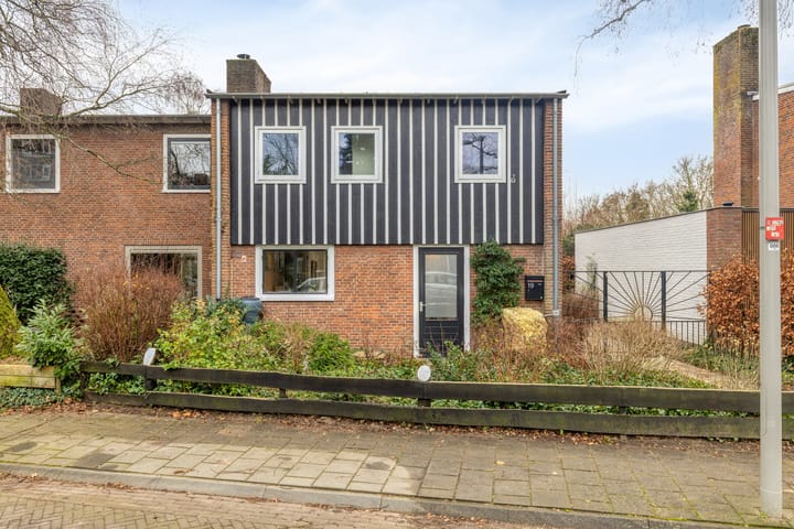 Cort van der Lindenlaan 19