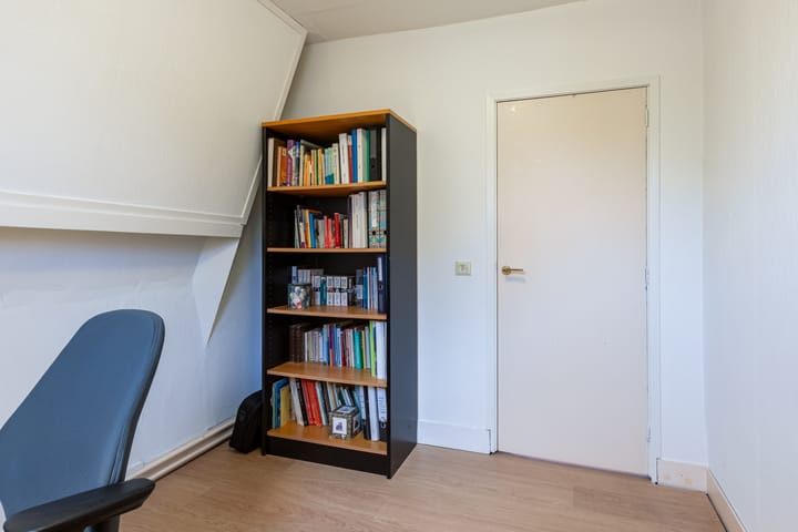 Photo 21 of Prins Mauritsweg 11