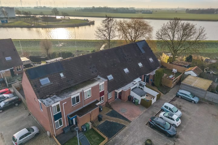 Foto 11 van Zwaluwoever 55