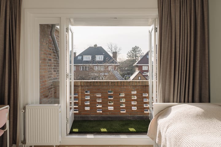 Foto 31 van Hugo de Grootstraat 1