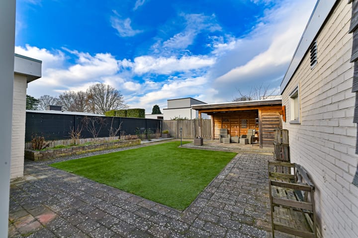 Foto 17 van Beukenlaan 10