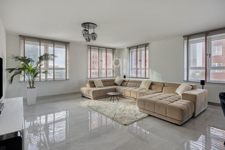 Photo 4 of Laan op Zuid 222