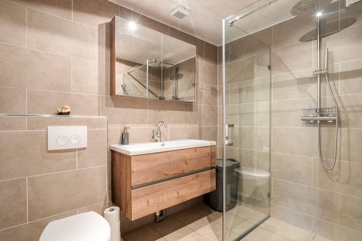 Photo 22 of Botlek 22