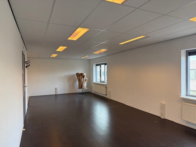 View photo 3 of Vijverweg 33