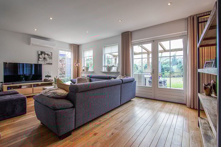 Foto 14 van Esdoornlaan 1-A