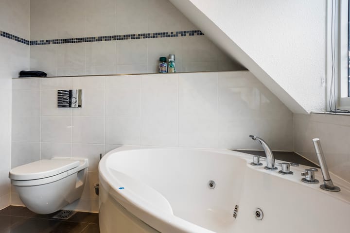 Photo 20 of Eserstraat 23-B