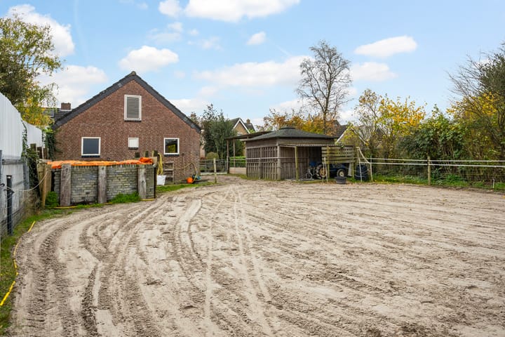 Photo 48 of Eserstraat 23-B