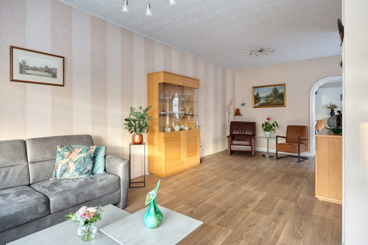 Foto 7 van Burgemeester van Esstraat 80