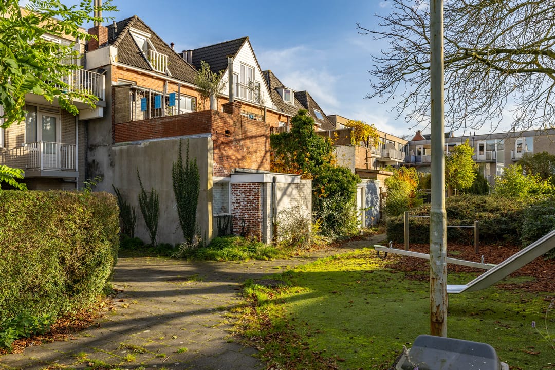 Foto 47 van Winschoterdiep 127