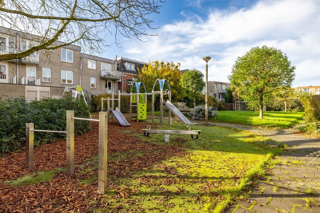 Foto 52 van Winschoterdiep 127