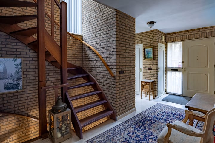 Foto 6 van Matterhornlaan 6