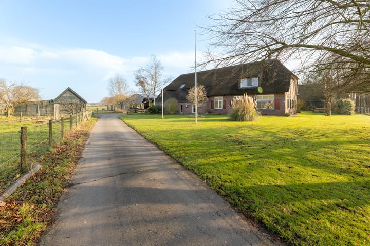 Photo 3 of Zuidlooërweg 5