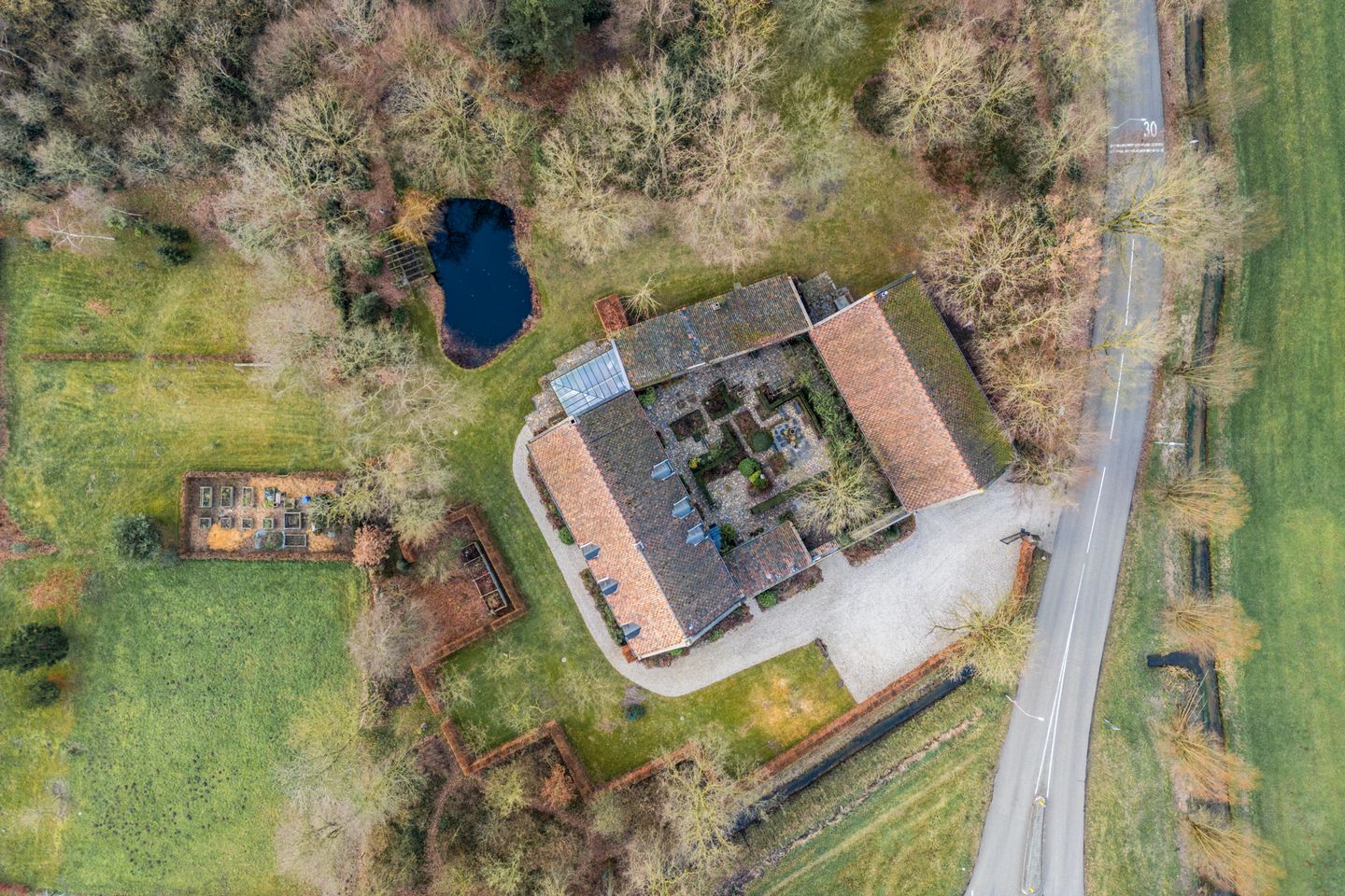 Foto 89 van Bakenbosweg 10