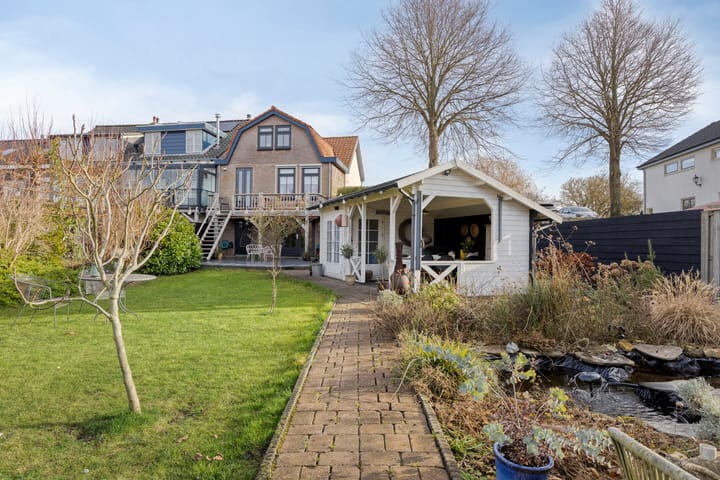 Photo 39 of Molendijk 45