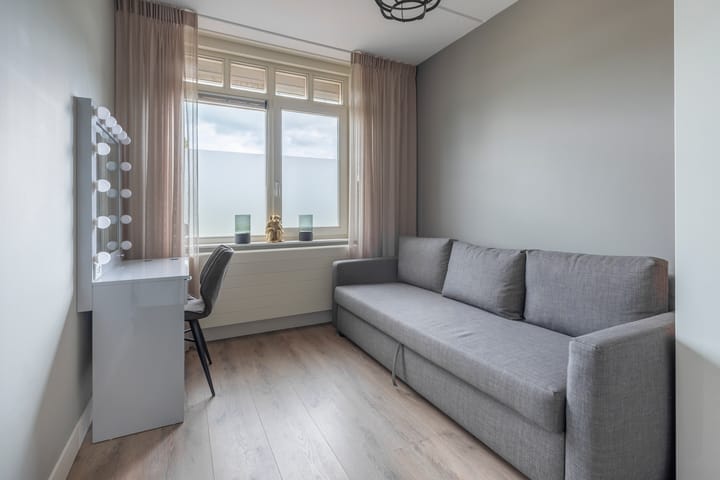 Photo 28 of Zijdehoenderlaan 86