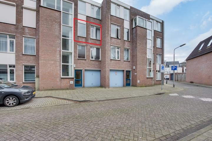Photo 4 of Meijer van Leeuwenstraat 57