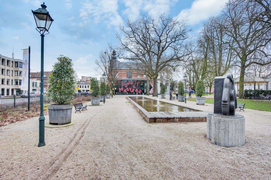 Foto 32 van Meijer van Leeuwenstraat 57