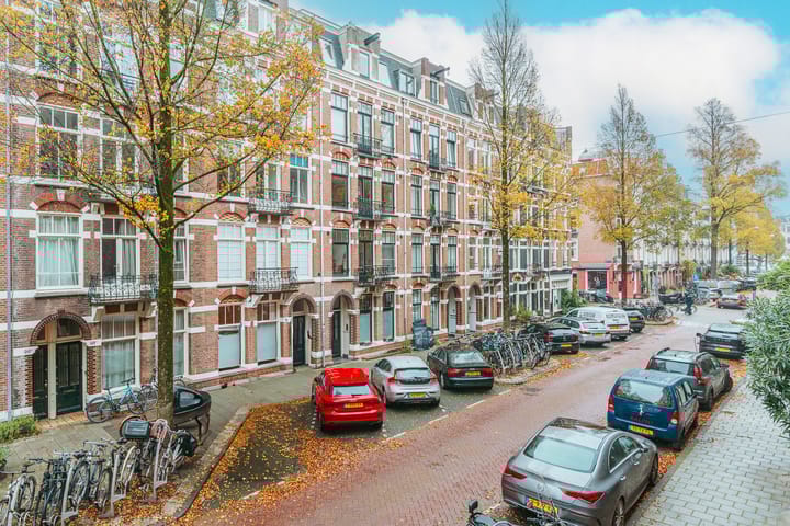 Photo 10 of Tweede Helmersstraat 41-1