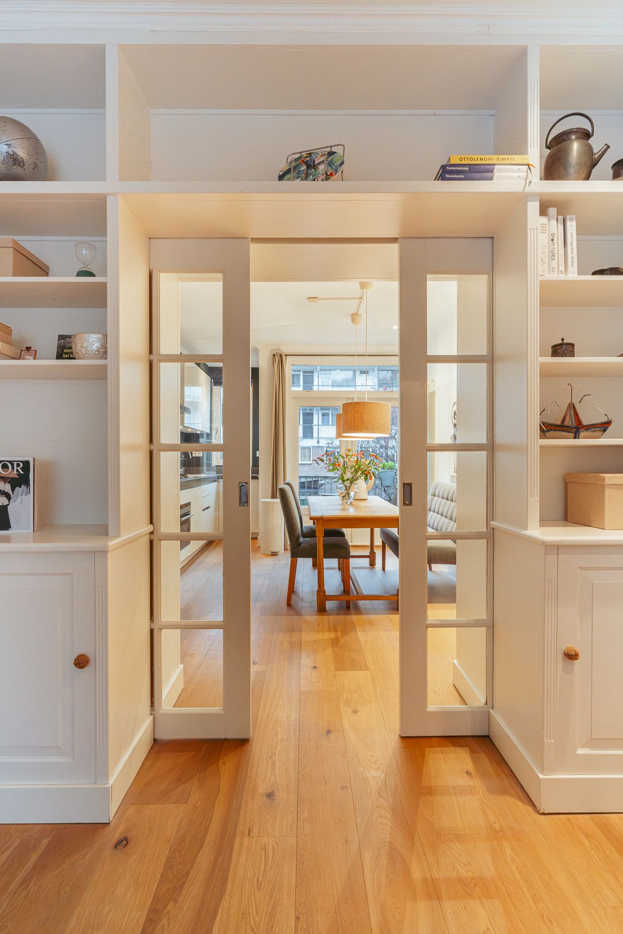 Photo 12 of Tweede Helmersstraat 41-1