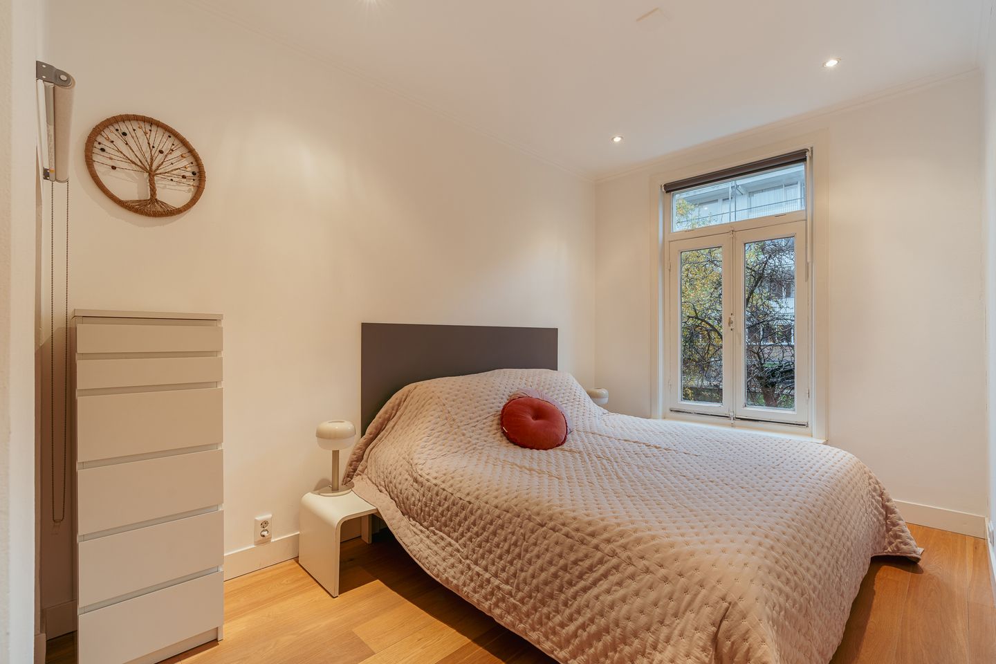 Photo 25 of Tweede Helmersstraat 41-1