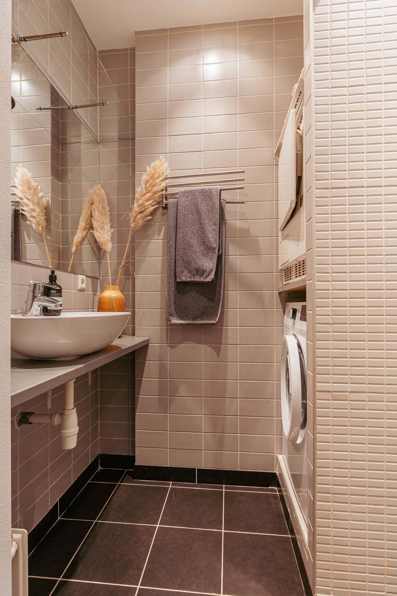 Photo 29 of Tweede Helmersstraat 41-1