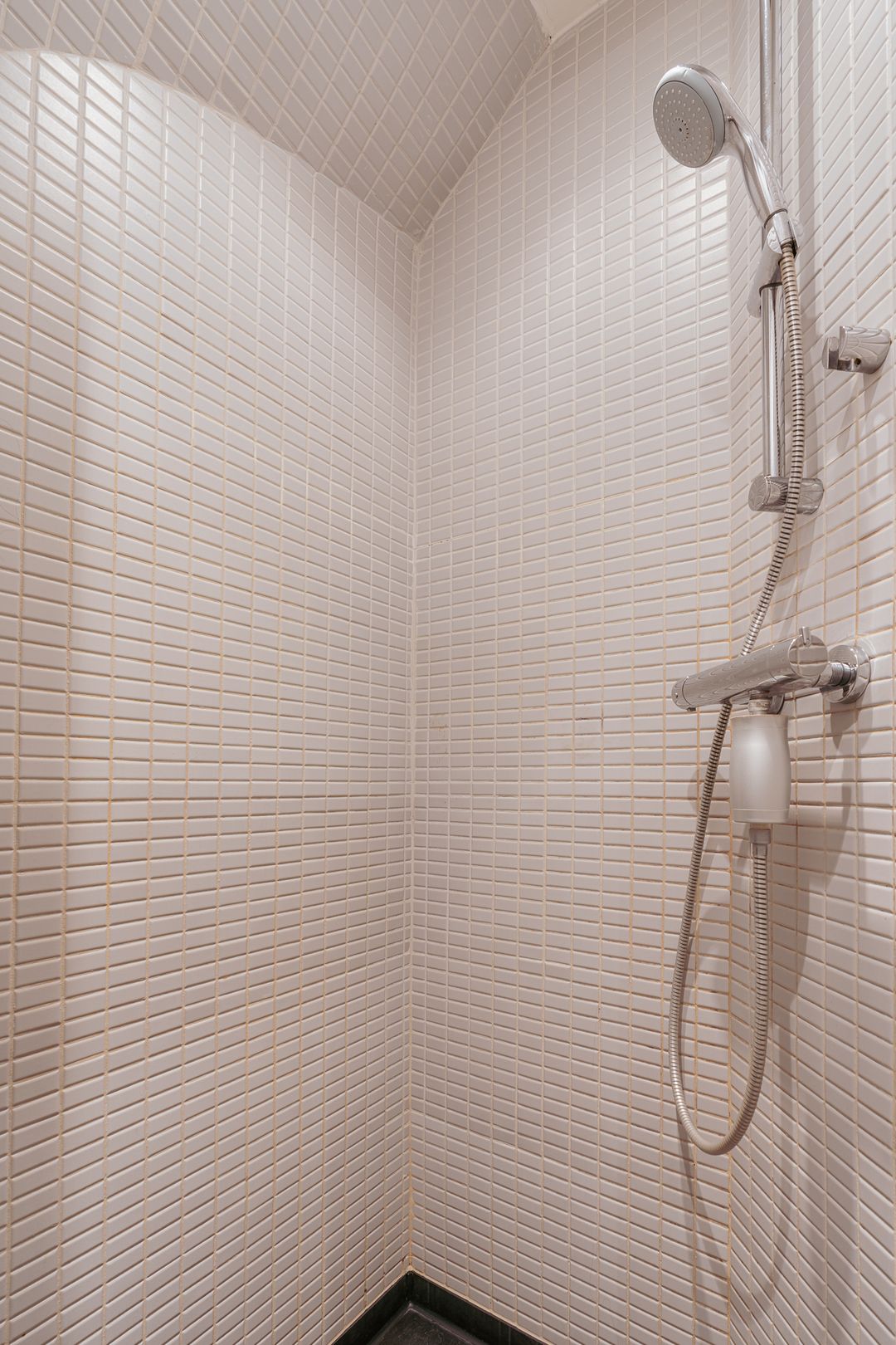 Photo 31 of Tweede Helmersstraat 41-1