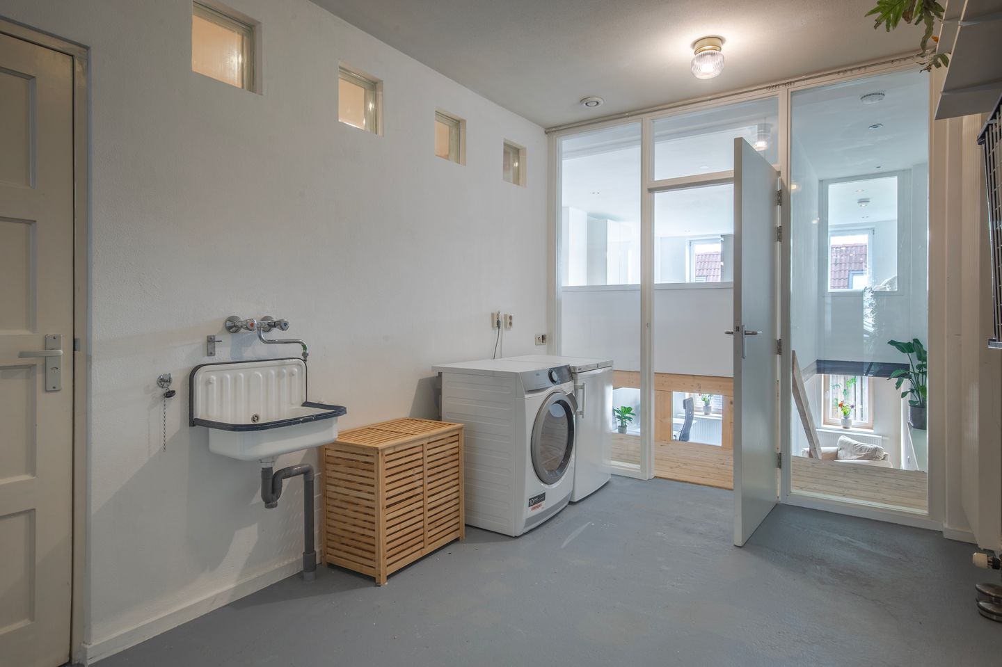 Foto 44 van Veluwestraat 1-A