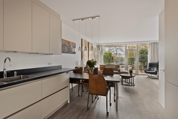 Foto 12 van Verwoldsebeek 4