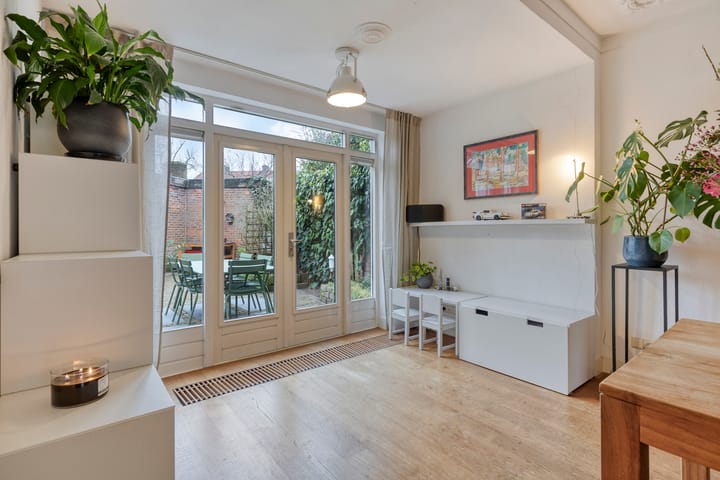 Photo 12 of Kamperfoeliestraat 3