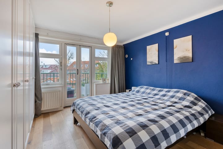 Photo 26 of Kamperfoeliestraat 3