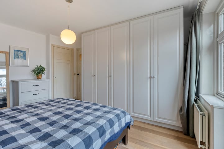 Photo 27 of Kamperfoeliestraat 3