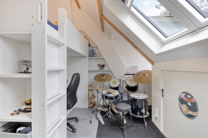 Photo 40 of Kamperfoeliestraat 3