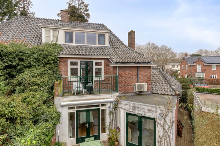 Photo 47 of Kamperfoeliestraat 3