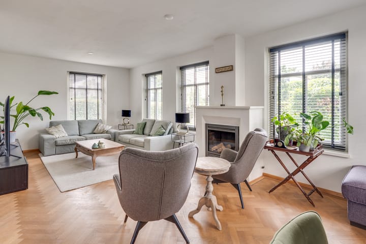 Photo 2 of Dekanijstraat 5