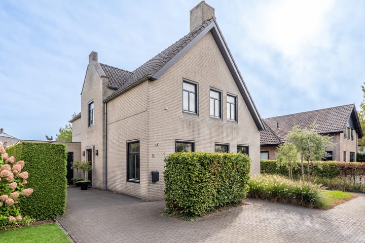 Photo 9 of Dekanijstraat 5