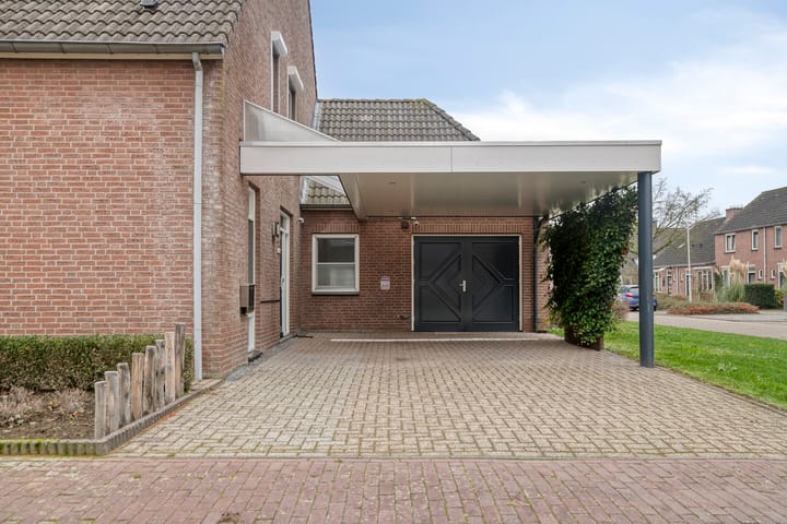 Foto 12 van Buitenweg 2