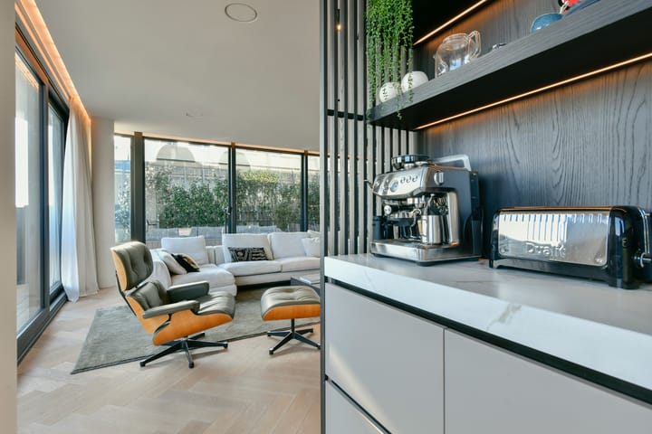 Foto 15 van Pieter de Hoochstraat 11-F4