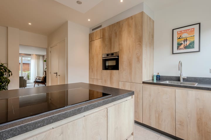 Foto 20 van Conradstraat 11